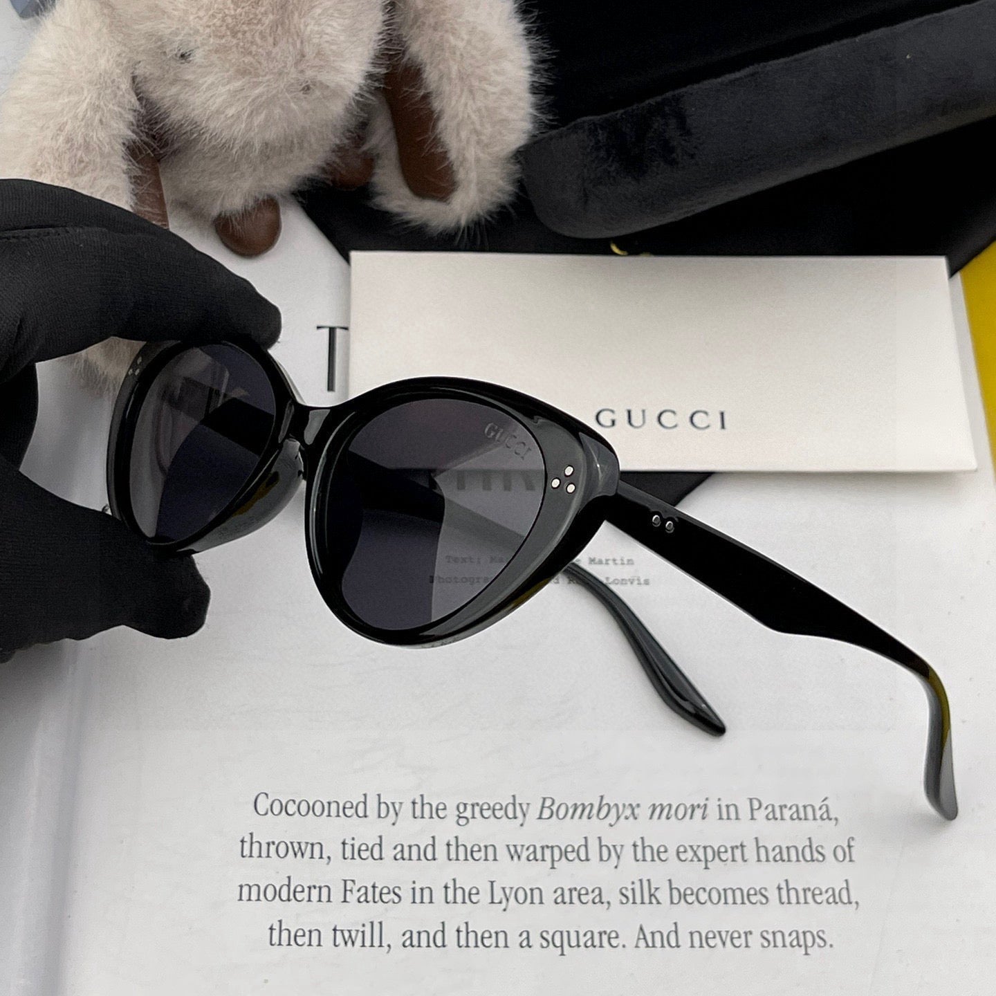 GUCCI CAT EYE FRAME SUNGLASSES G6581 IN ACETATE