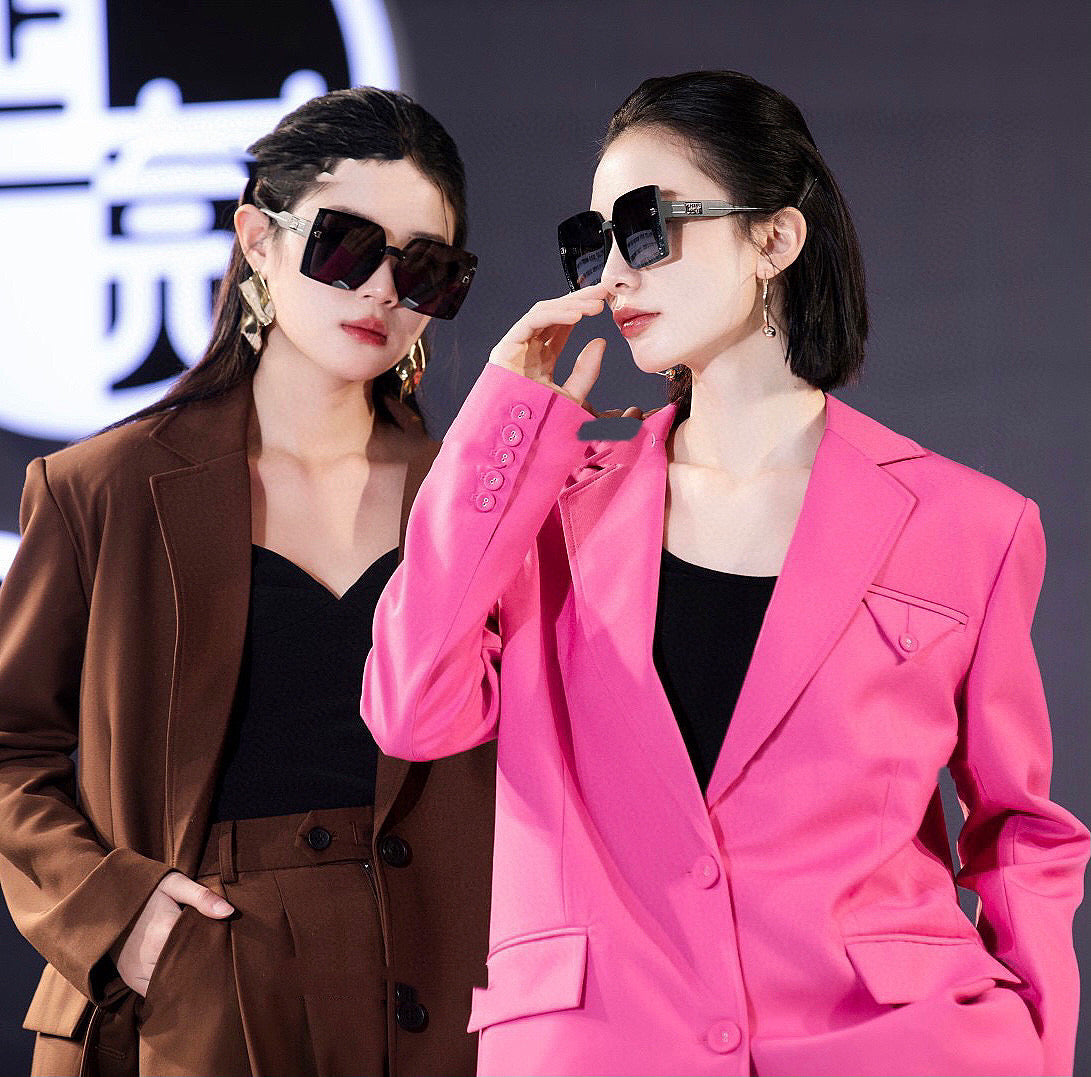 DIOR MONTAIGNE SQUARE SUNGLASSES D5290 IN ACETATE