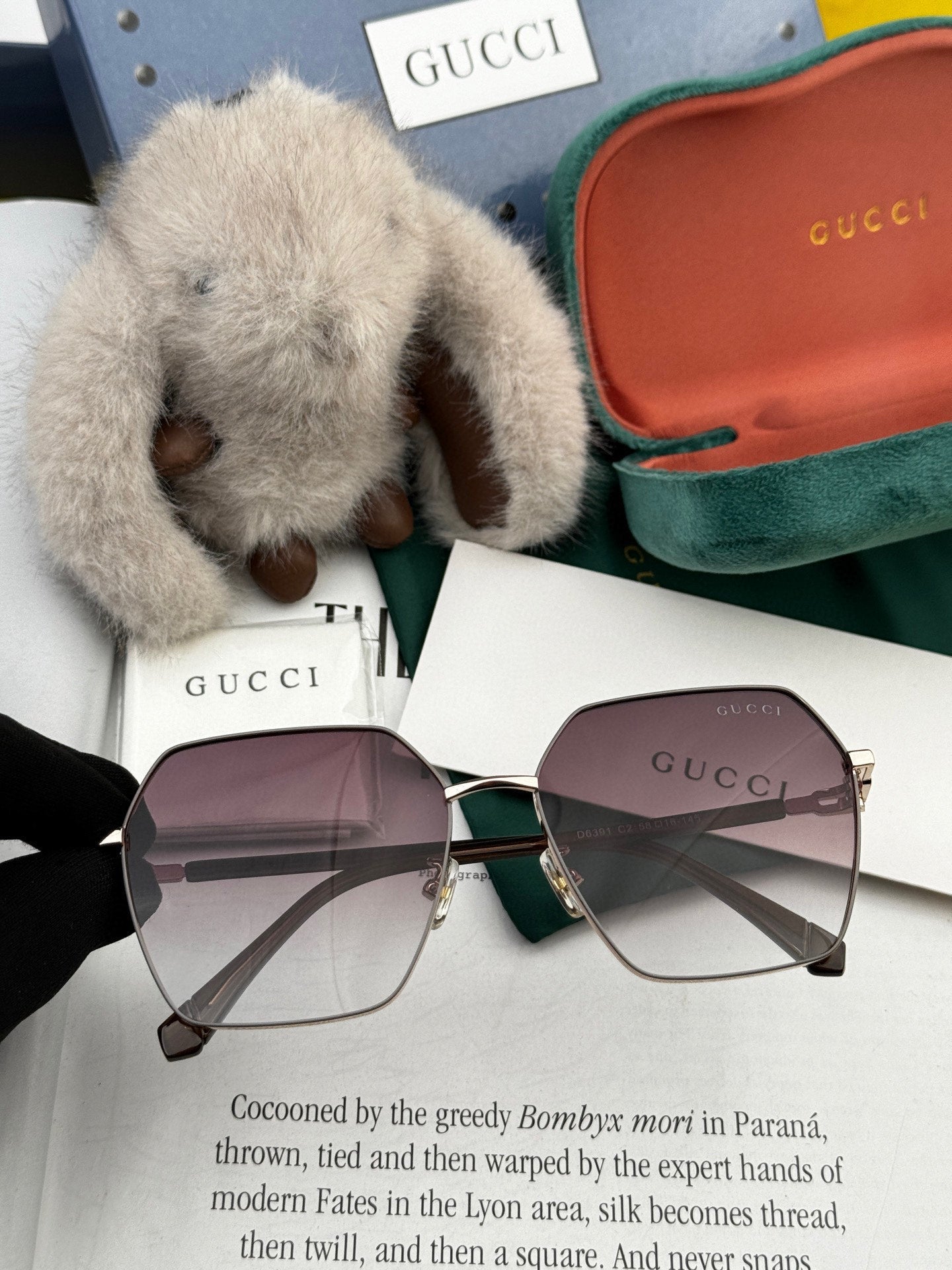 GUCCI OVERSIZED SQUARE FRAME SUNGLASSES G1639 IN METAL