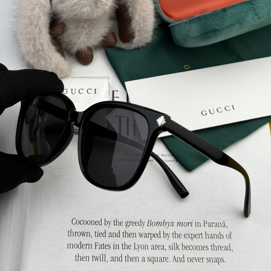 GUCCI SQUARE FRAME SUNGLASSES G77722 IN ACETATE