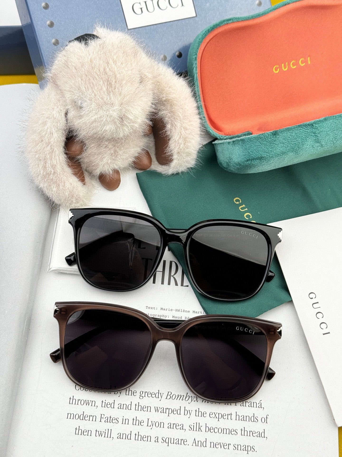 GUCCI SQUARE FRAME SUNGLASSES G77722 IN ACETATE