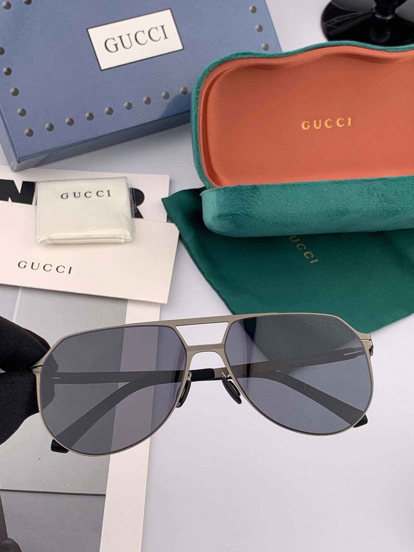 GUCCI NAVIGATOR FRAME SUNGLASSES G5731 IN METAL