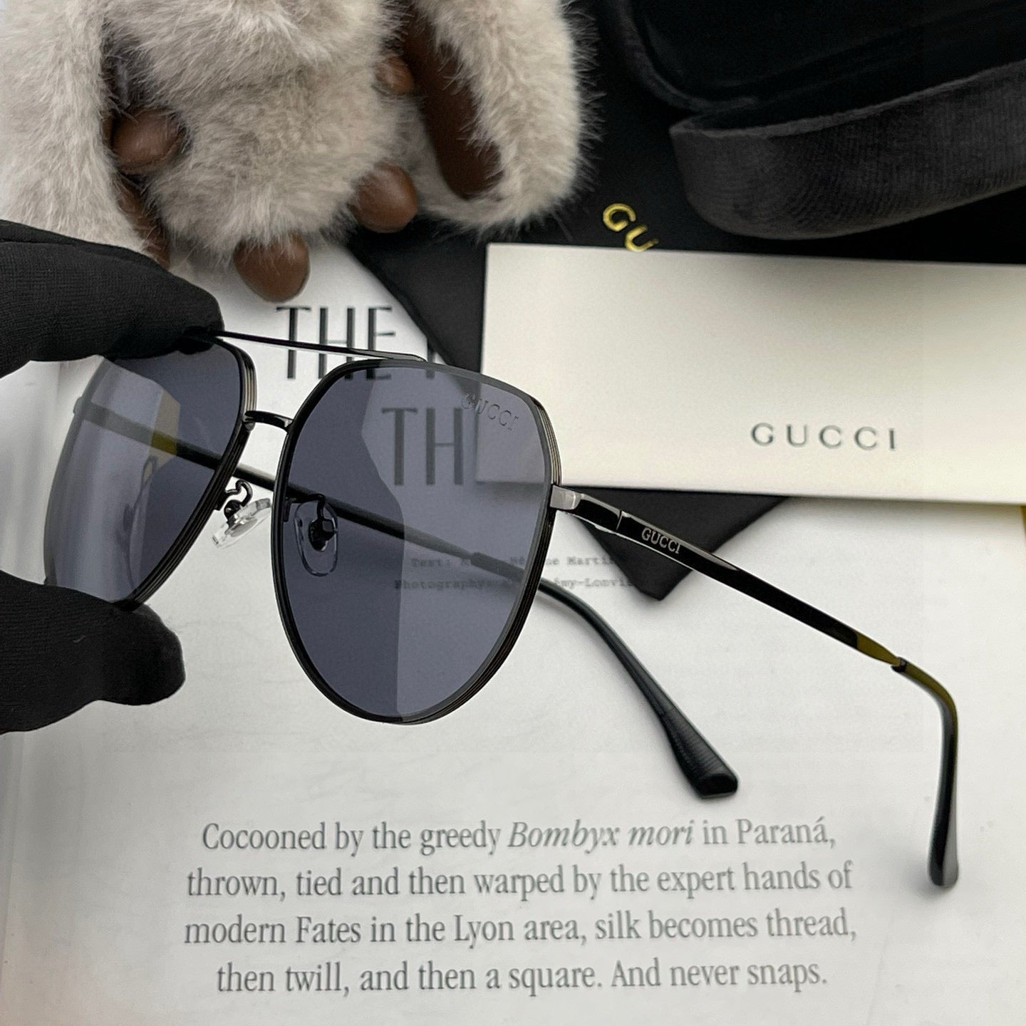 GUCCI AVIATOR FRAME SUNGLASSES G9225 IN METAL