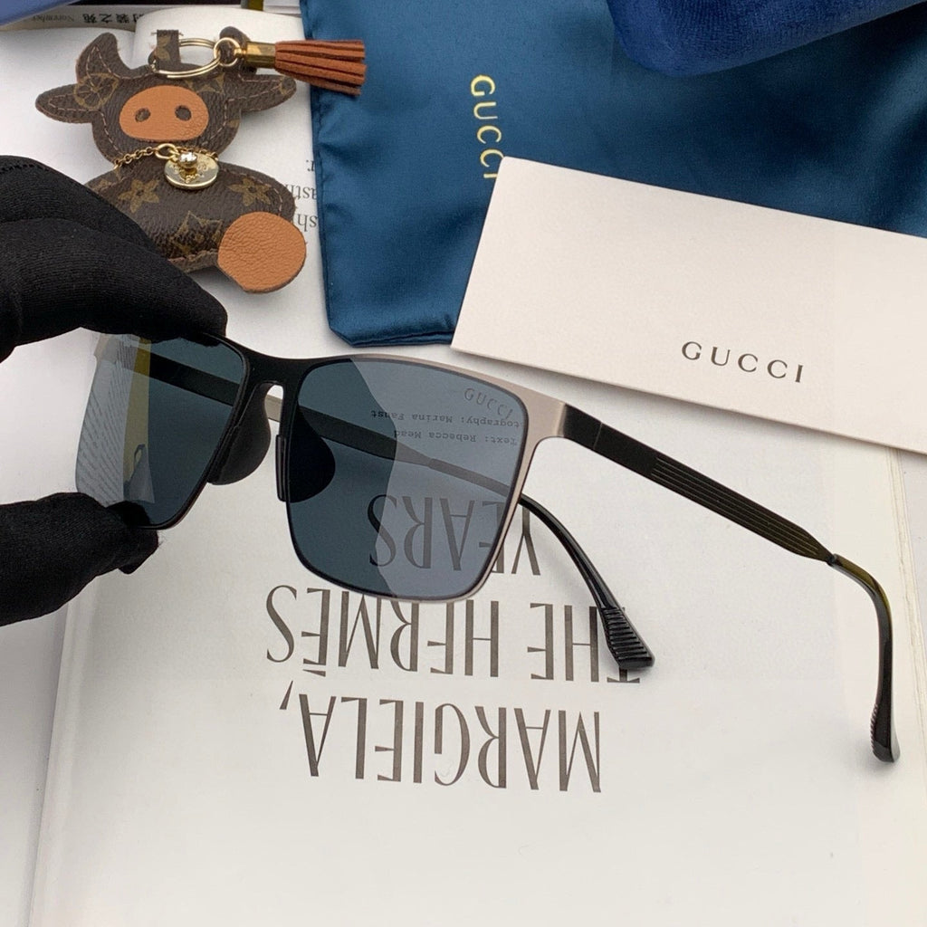 GUCCI RECTANGULAR FRAME SUNGLASSES G2805 IN METAL