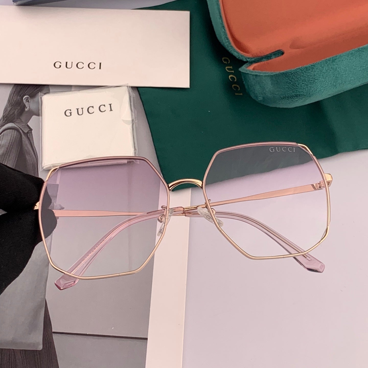 GUCCI SPECIALIZED FIT ROUND FRAME SUNGLASSES 8660 IN METAL