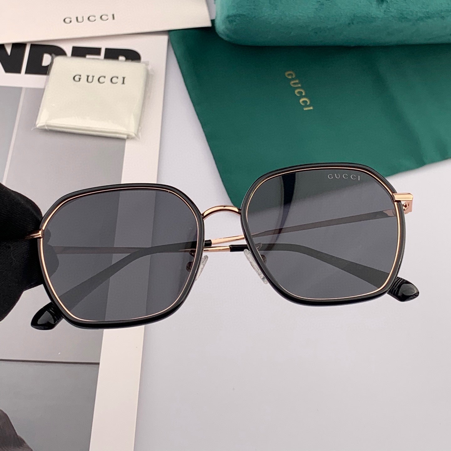 GUCCI SQUARE FRAME SUNGLASSES G8384 IN METAL AND ACETATE