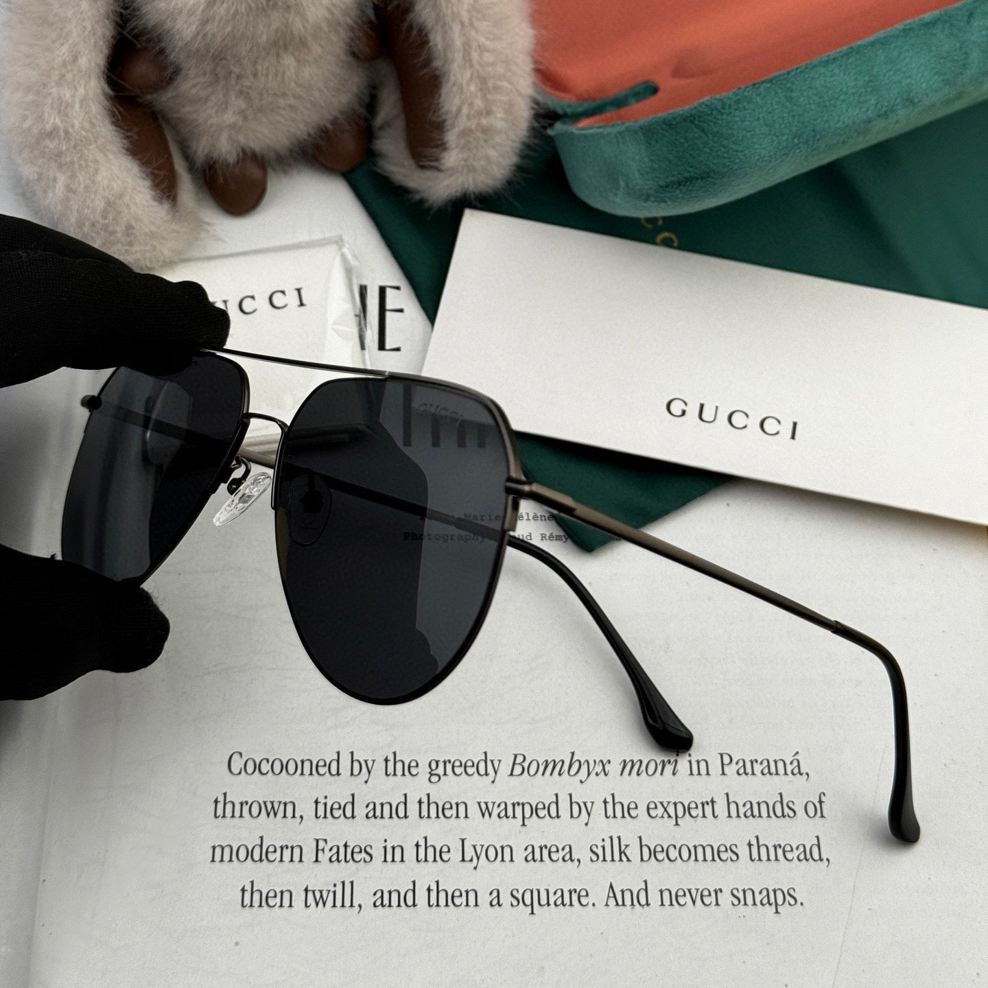 GUCCI AVIATOR FRAME SUNGLASSES G1702 IN METAL