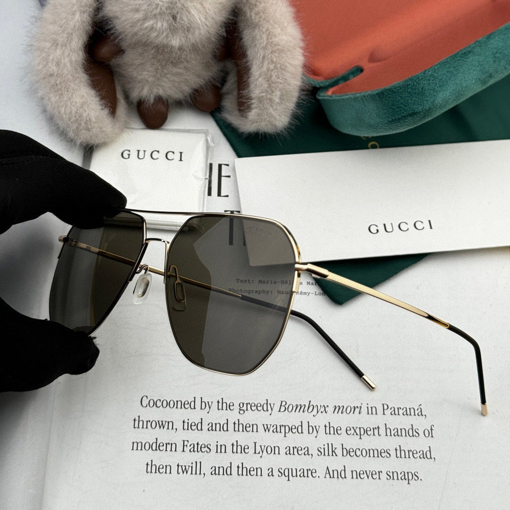 GUCCI NAVIGATOR FRAME SUNGLASSES G01810 IN METAL