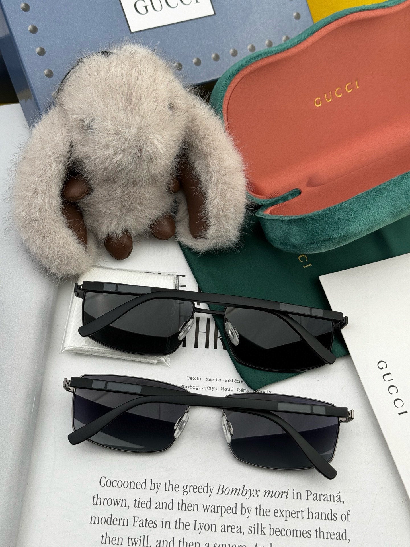 GUCCI RECTANGULAR FRAME SUNGLASSES G51806 IN METAL