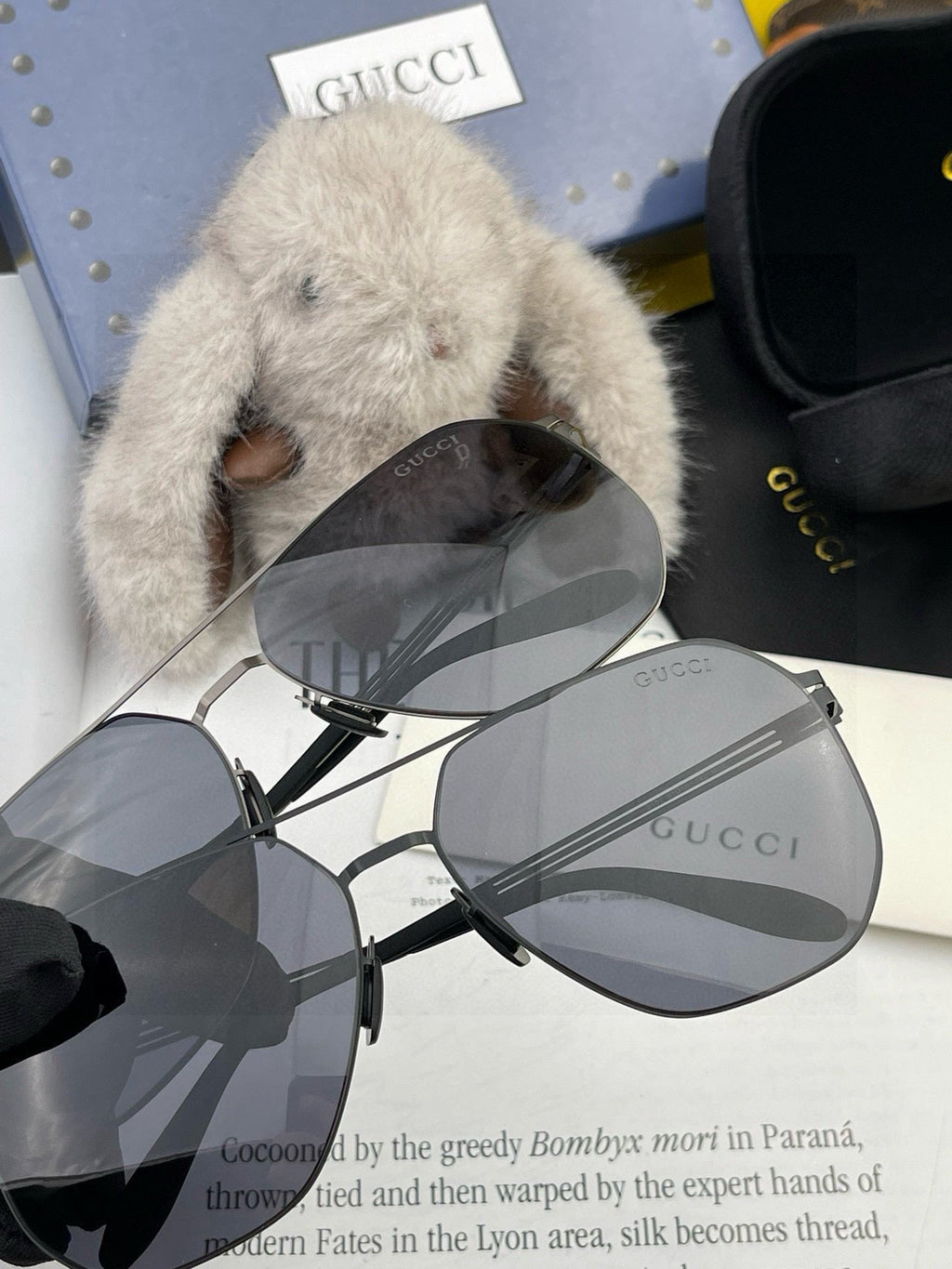 GUCCI NAVIGATOR FRAME SUNGLASSES 7515 IN METAL