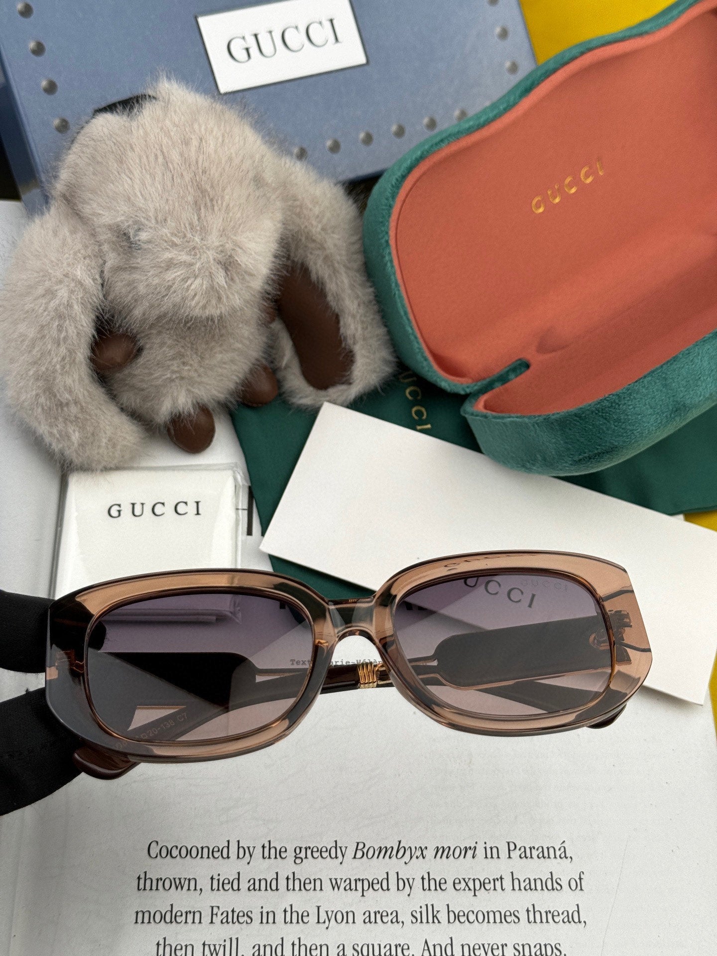 GUCCI RECTANGULAR FRAME SUNGLASSES G0320 IN ACETATE
