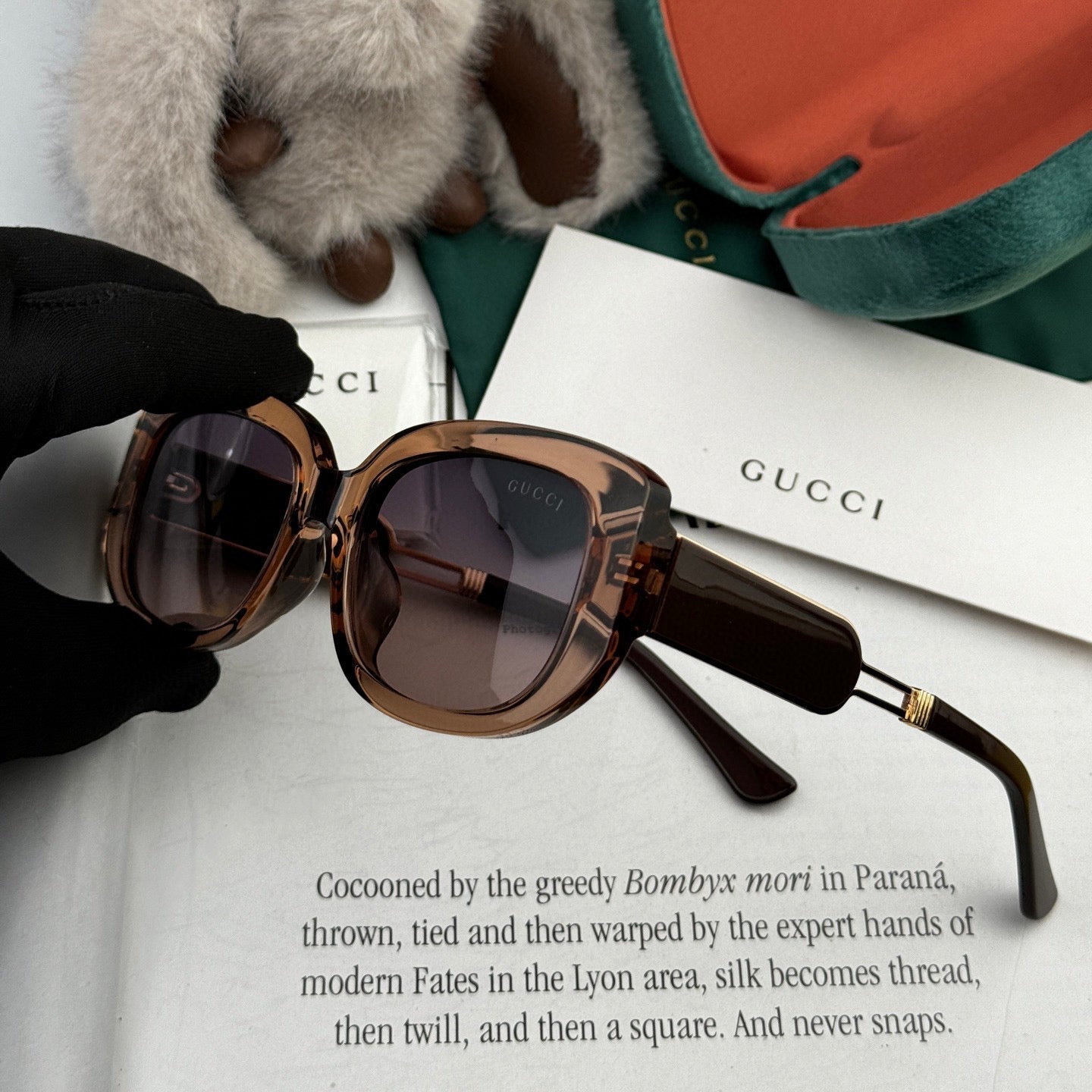 GUCCI RECTANGULAR FRAME SUNGLASSES G0320 IN ACETATE