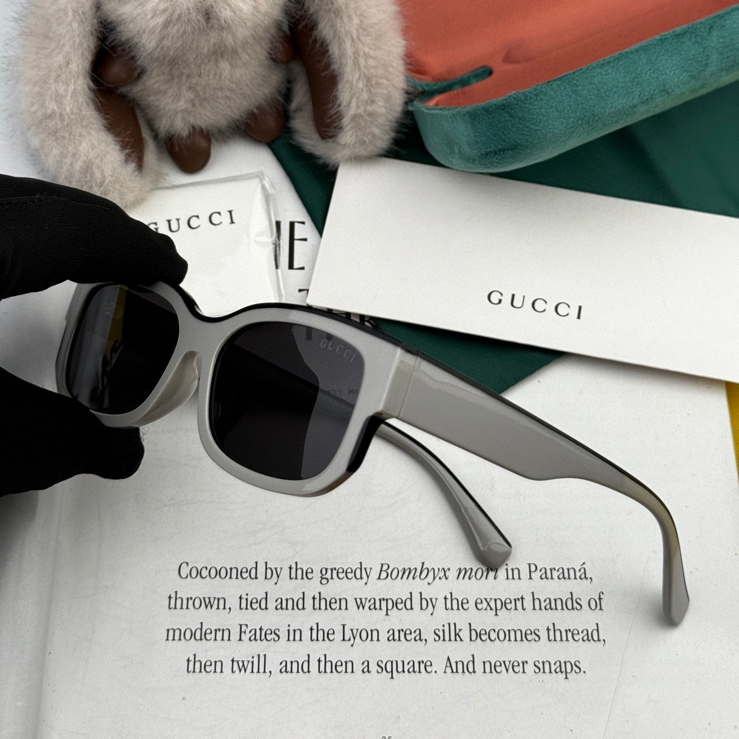GUCCI RECTANGULAR FRAME SUNGLASSES G0110 IN ACETATE