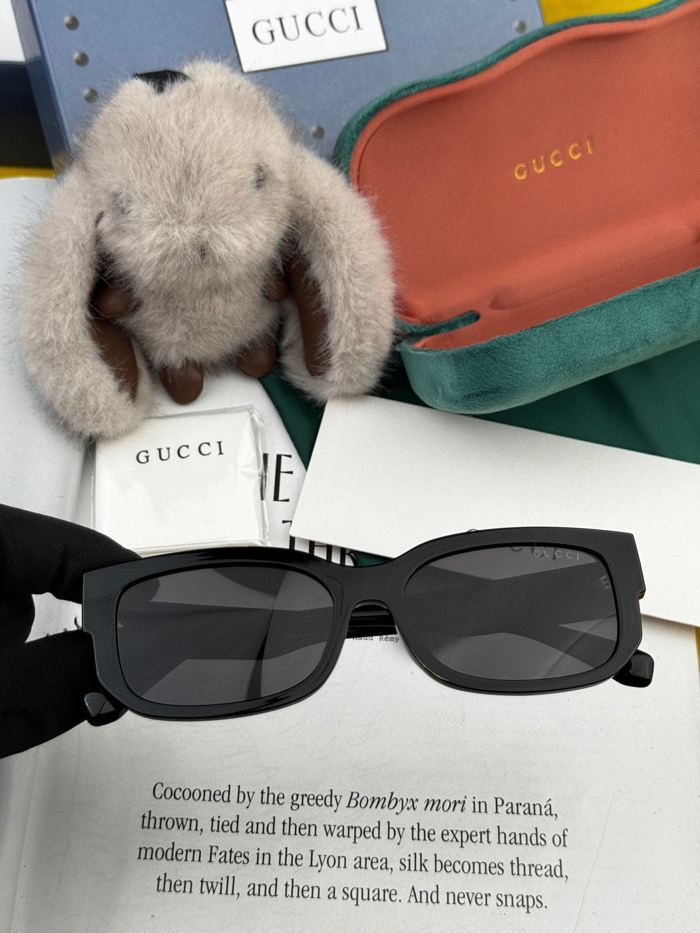 GUCCI RECTANGULAR FRAME SUNGLASSES G0110 IN ACETATE