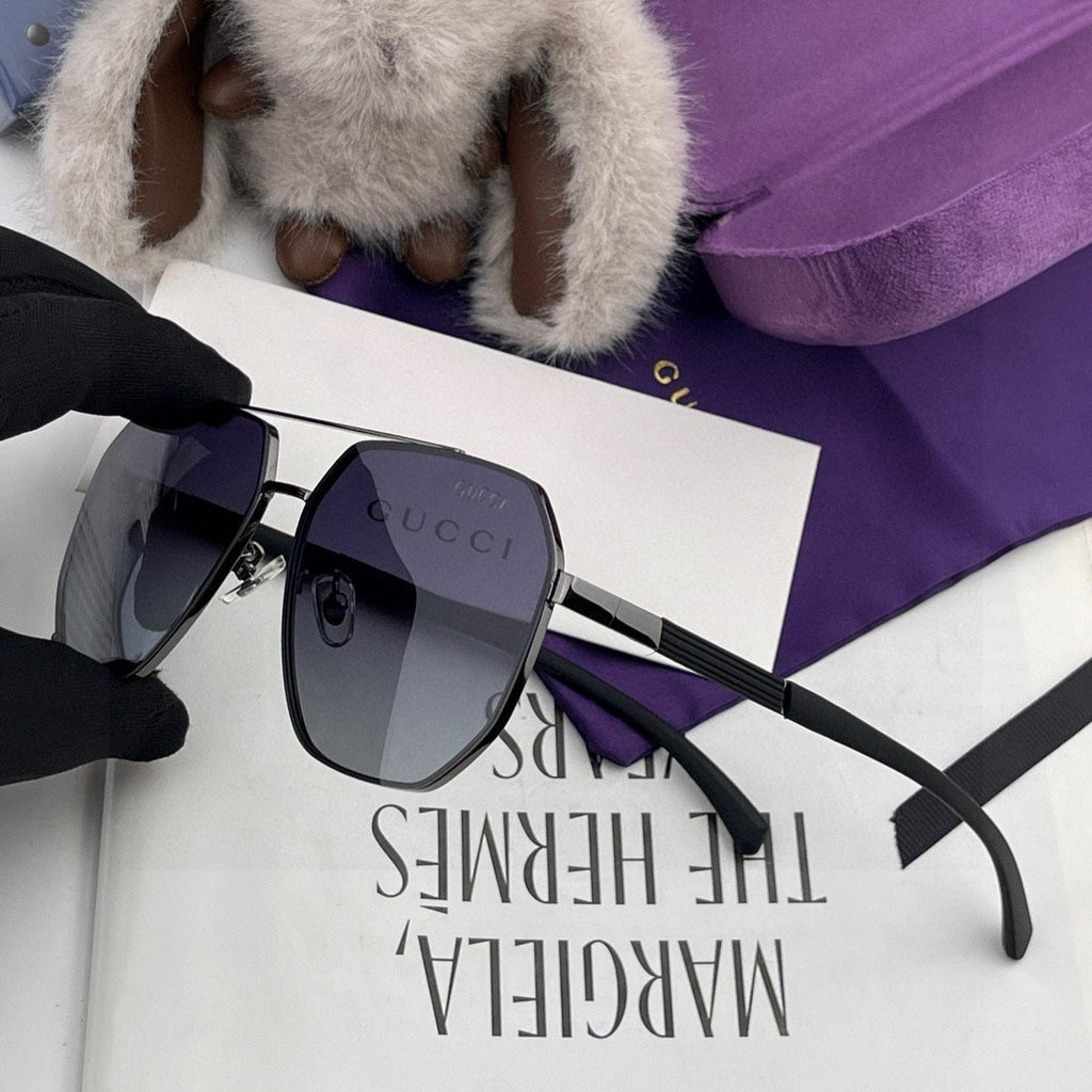 GUCCI NAVIGATOR FRAME SUNGLASSES G71806 IN METAL