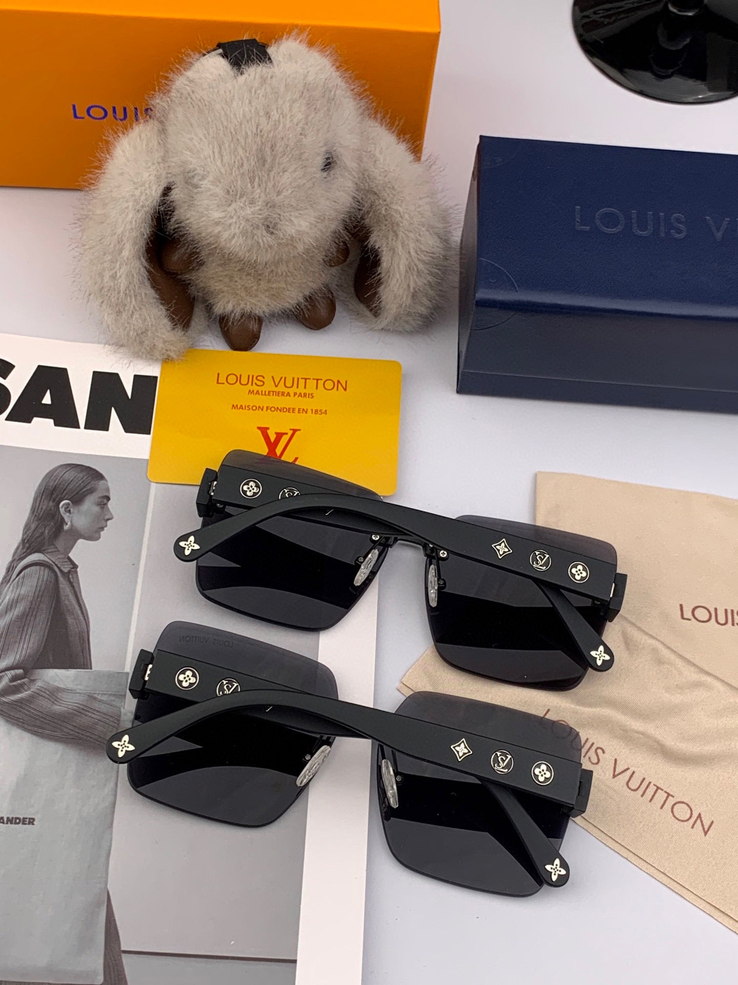 LOUIS VUITTON SQUARE SUNGLASSES L5970 IN BLACK ACETATE