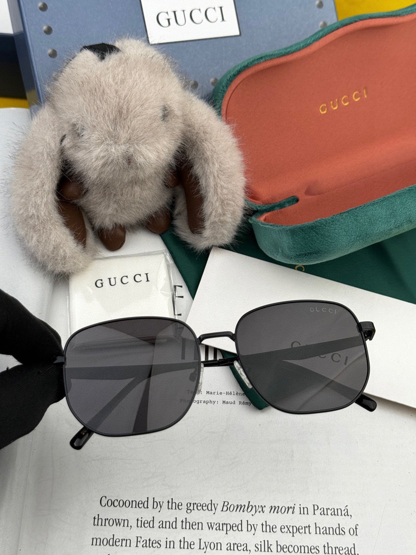 GUCCI LOW NOSEBRIDGE FIT RECTANGULAR SUNGLASSES G0203 IN METAL