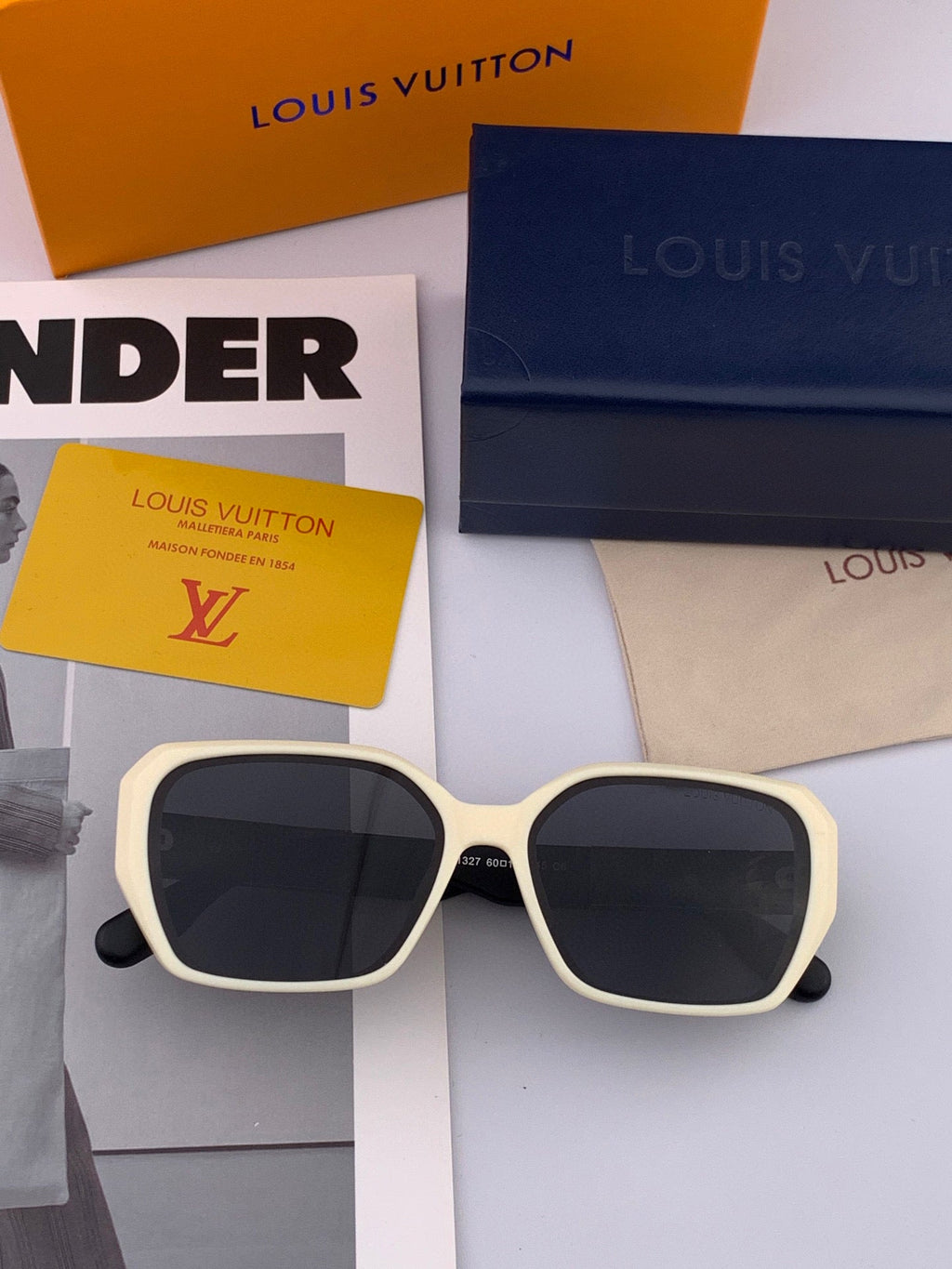 LOUIS VUITTON SQUARE SUNGLASSES L7132 IN ACETATE