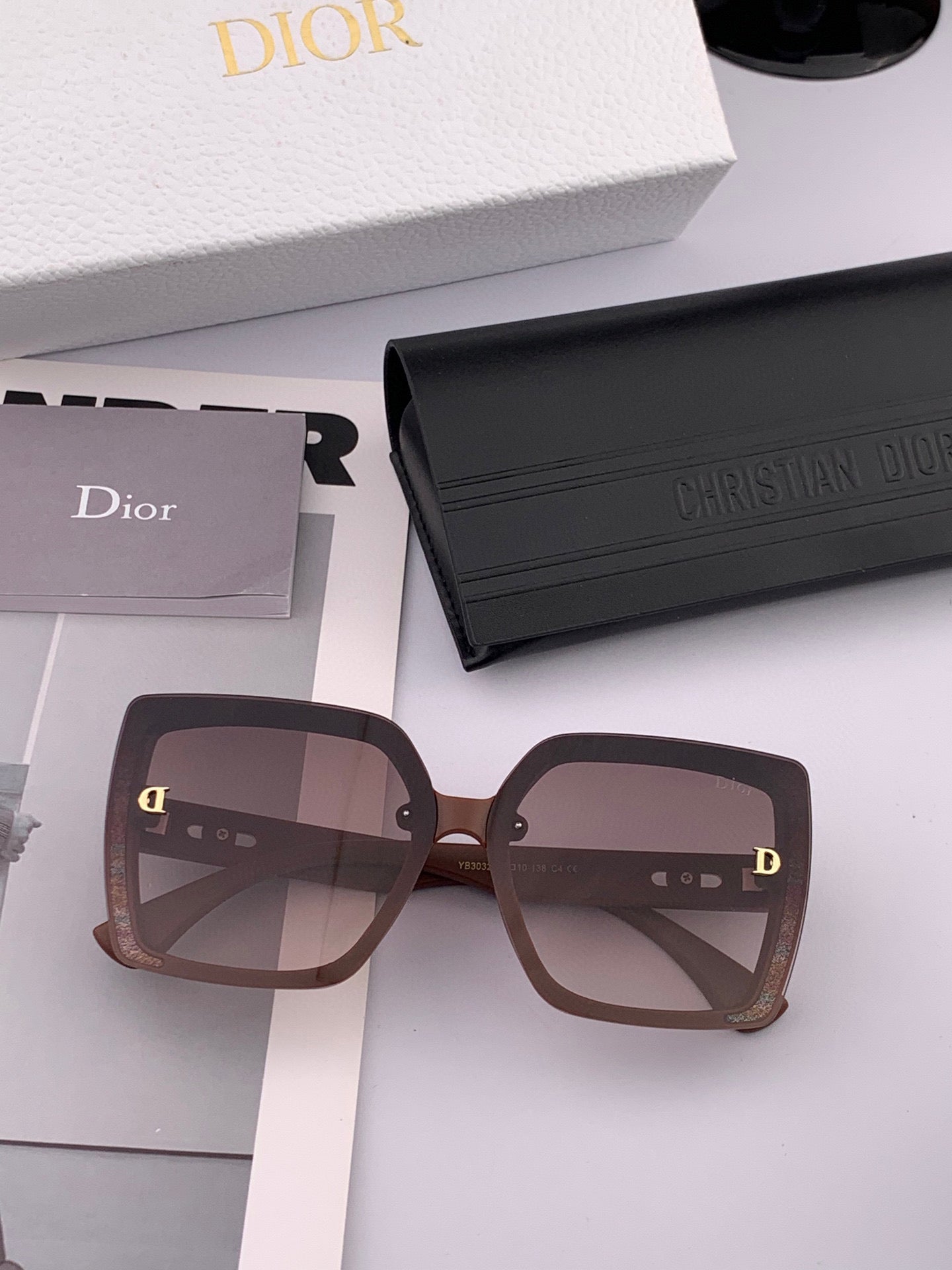 DIOR MONTAIGNE SUNGLASSES D2302 IN ACETATE EMBOSSED LOGO