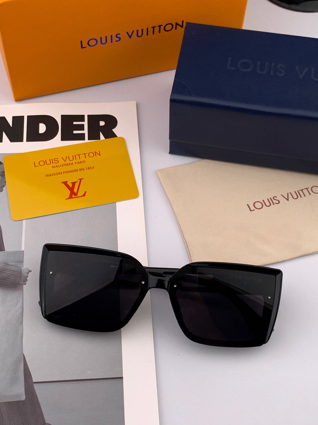 LOUIS VUITTON SQUARE SUNGLASSES L4310 IN ACETATE