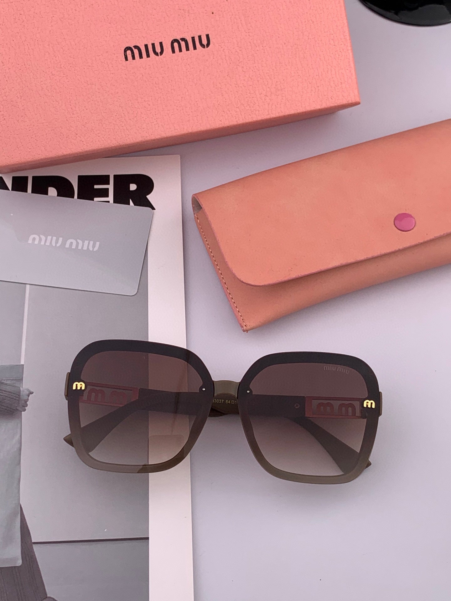 MIU MIU RUNWAY SQUARE SUNGLASSES M7303 IN ACETATE