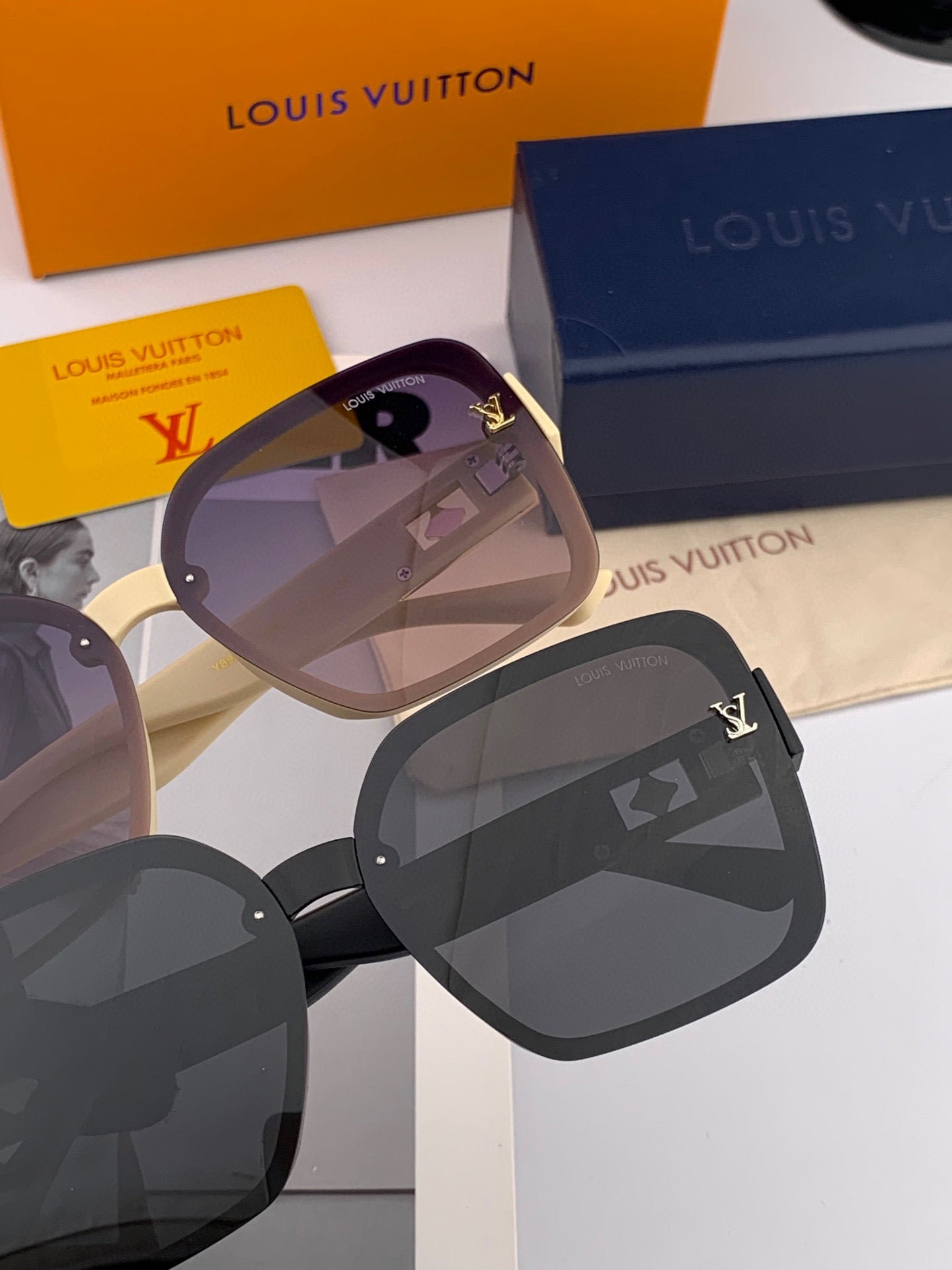 LOUIS VUITTON SQUARE SUNGLASSES L0992 IN ACETATE