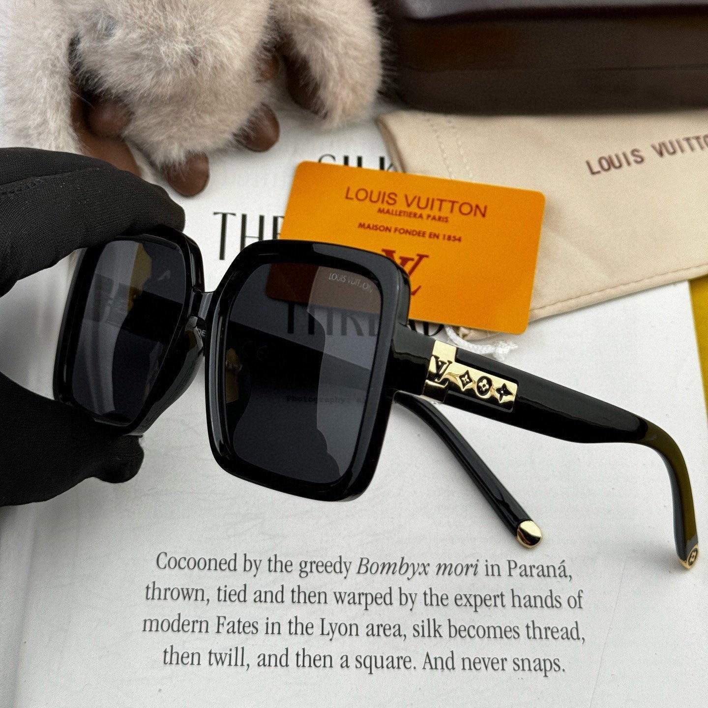 LOUIS VUITTON LARGE SQUARE SUNGLASSES L6250 IN ACETATE