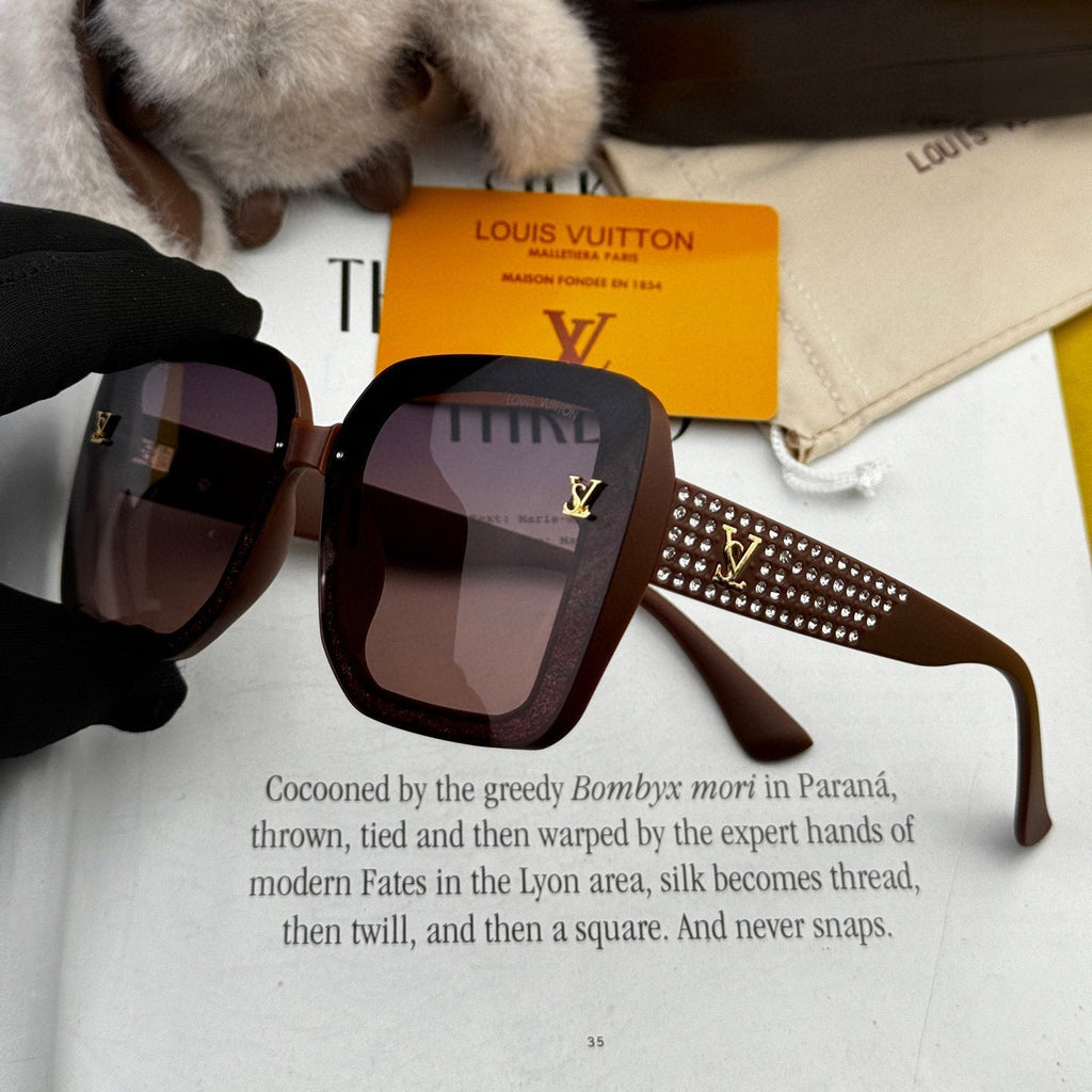 LOUIS VUITTON SQUARE JEWEL SUNGLASSES L2990 IN ACETATE FRAME