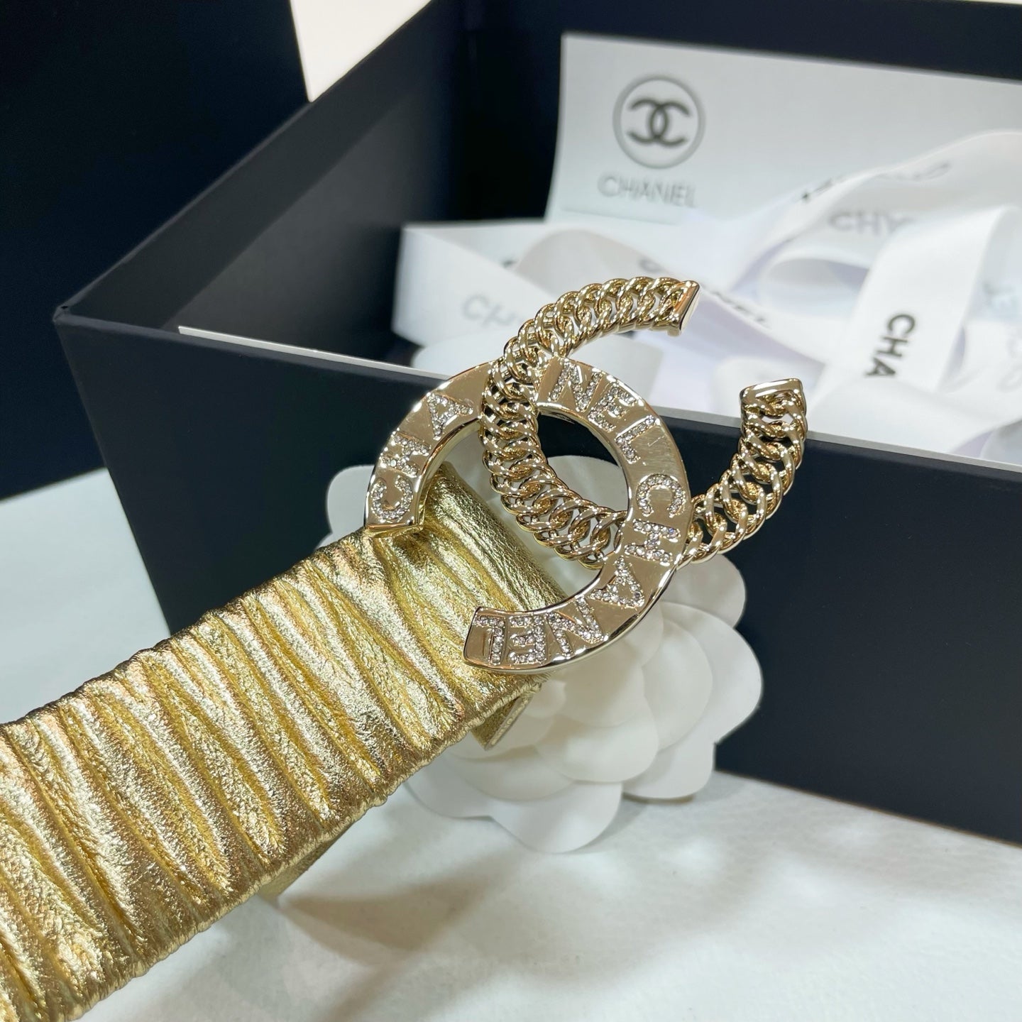 CHANEL DOUBLE C ELASTIC BELT 30MM IN YELLOW CALFSKIN GOLD CRYSTAL EMBELLISHED BUCKLE