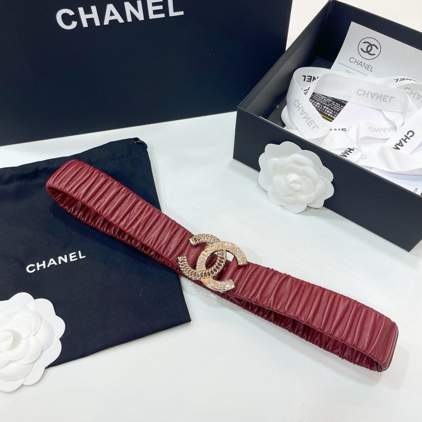 CHANEL DOUBLE  30MM STRETCH BELT IN RED CALFSKIN GOLD CHAIN BUCKLE CRYSTAL LOGO