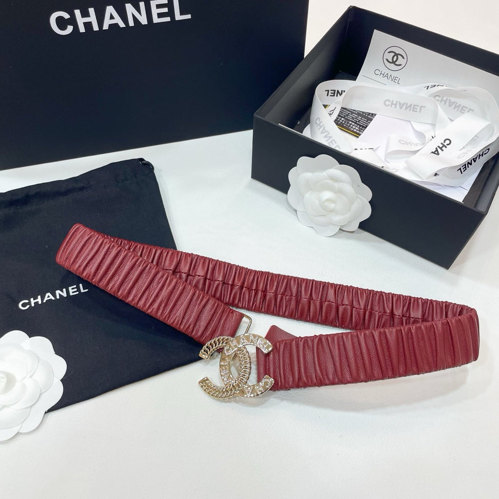 CHANEL DOUBLE  30MM STRETCH BELT IN RED CALFSKIN GOLD CHAIN BUCKLE CRYSTAL LOGO