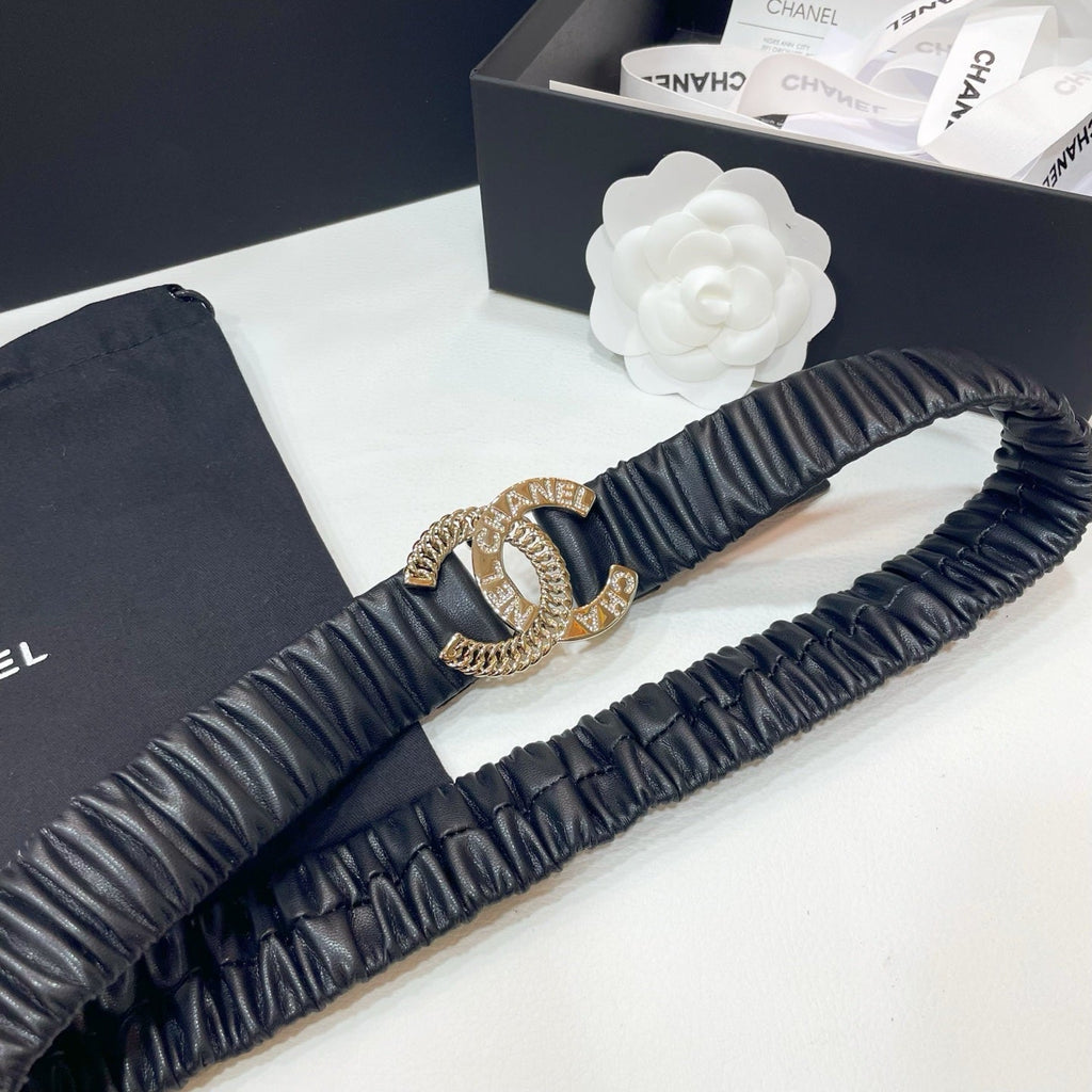 CHANEL DOUBLE  30MM STRETCH BELT IN BLACK CALFSKIN WITH GOLD CHAIN BUCKLE CRYSTAL DETAIL