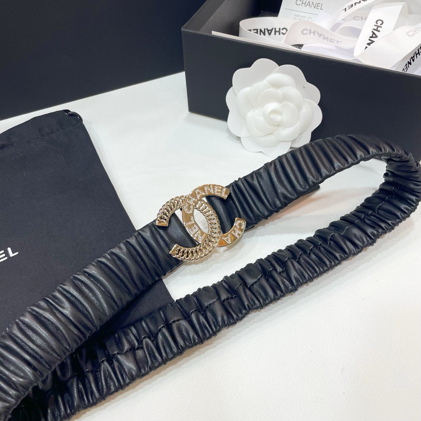 CHANEL DOUBLE  30MM STRETCH BELT IN BLACK CALFSKIN WITH GOLD CHAIN BUCKLE CRYSTAL DETAIL