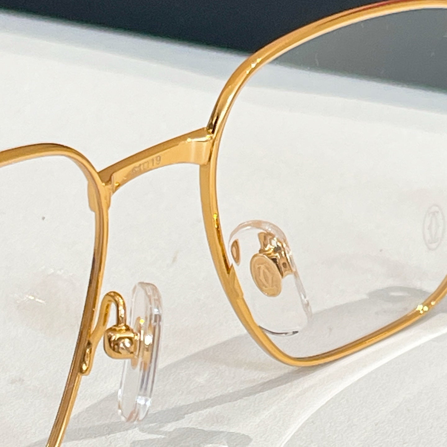 CARTIER SANTOS SQUARE FRAME SUNGLASSES CT0553O IN METAL