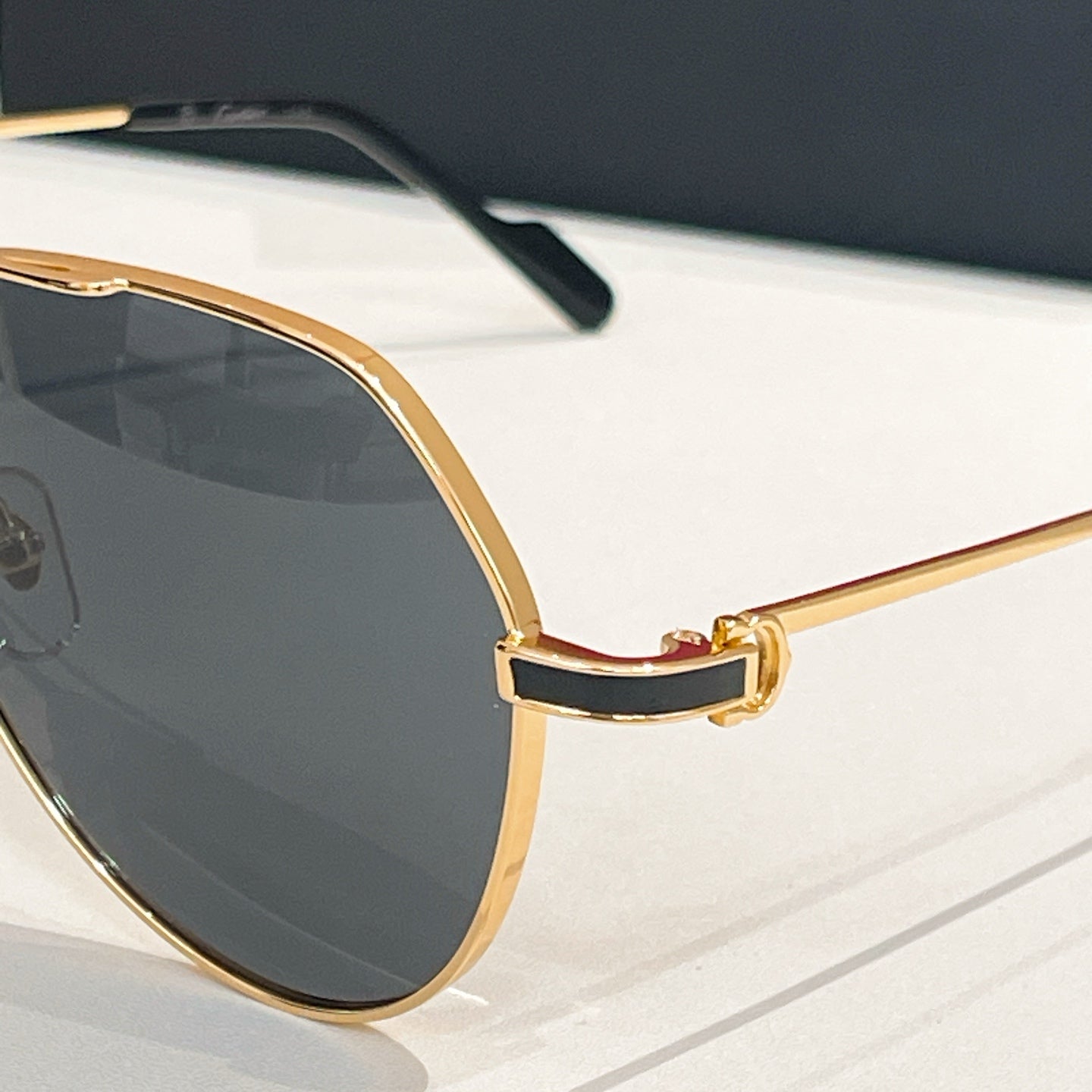 CARTIER PREMIÈRE AVIATOR FRAME SUNGLASSES CT0334S IN METAL