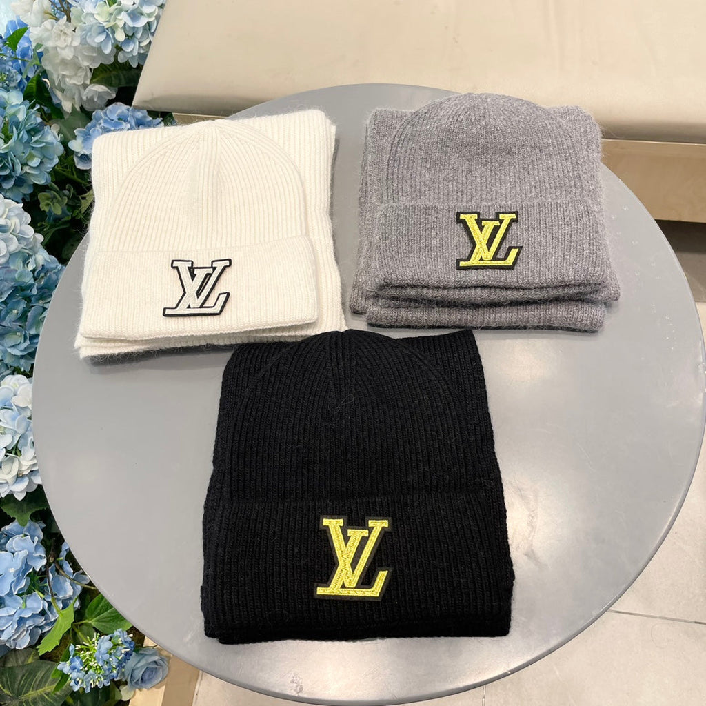 LOUIS VUITTON SET SCARF AND HAT IN BLACK WOOL 406533