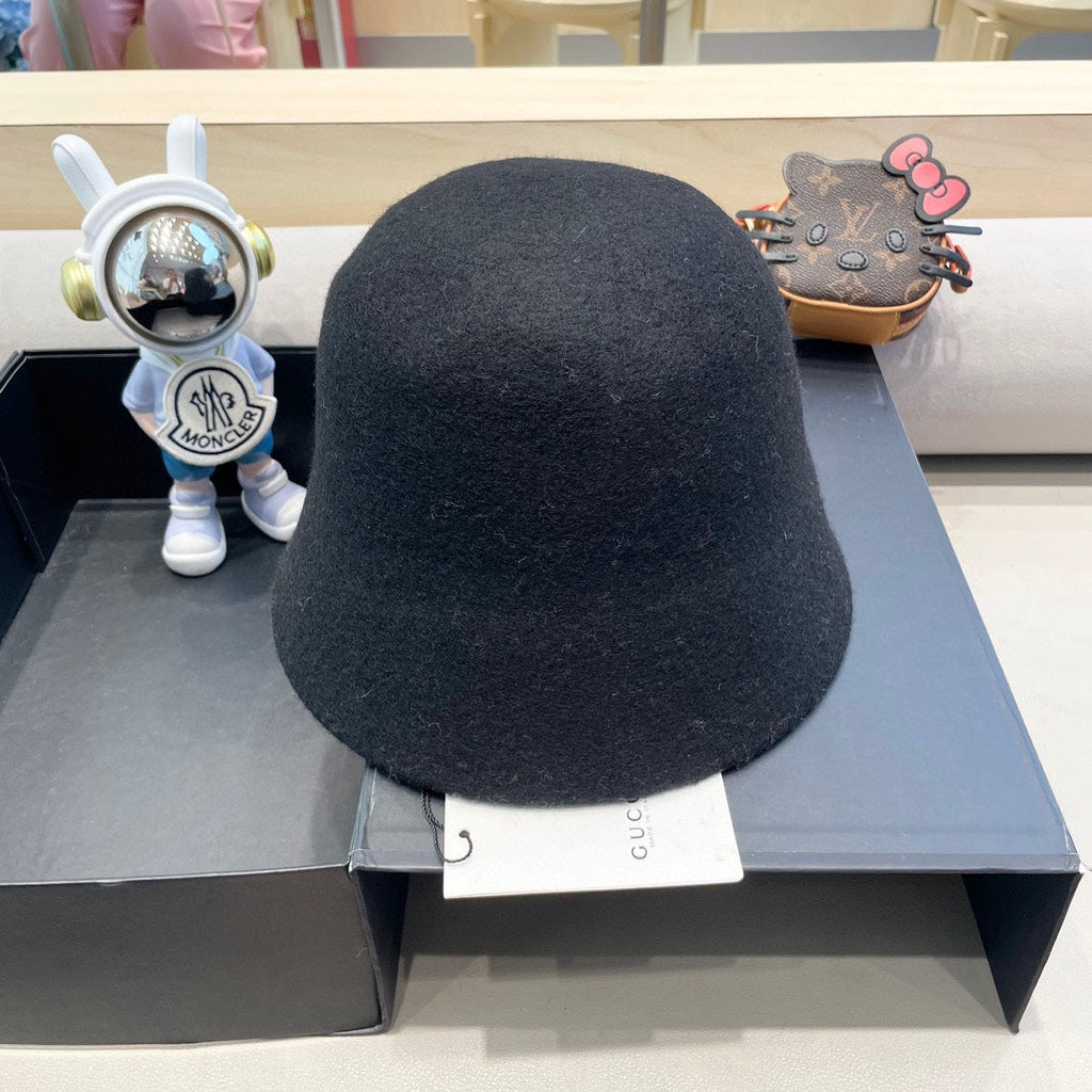 GUCCI BLACK BUCKET HAT 411347