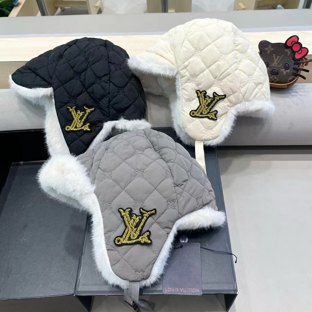 LOUIS VUITTON TRAPPER HAT IN BEIGE COTTON 411230