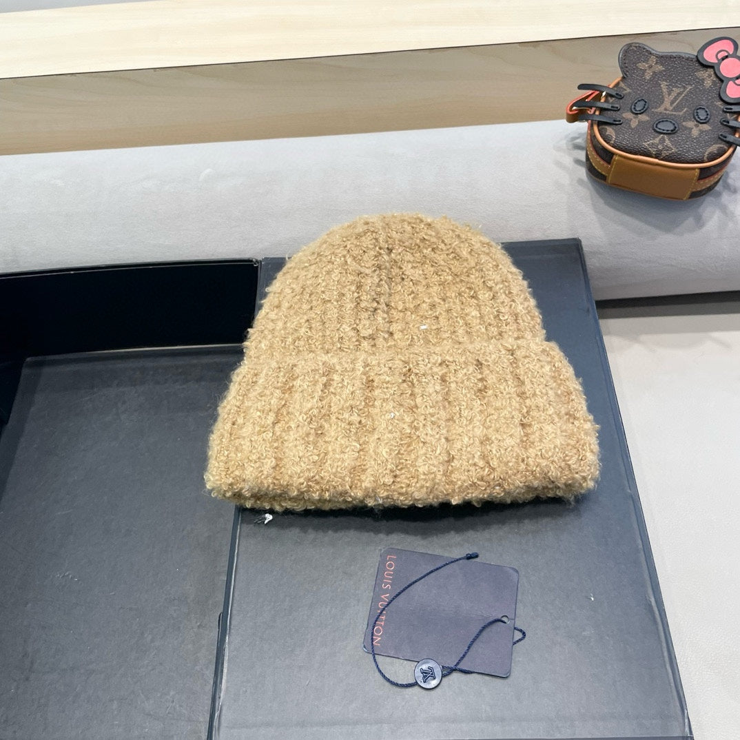 LOUIS VUITTON KNITTED BEANIE HAT IN CAMEL BEIGE WOOL 421266