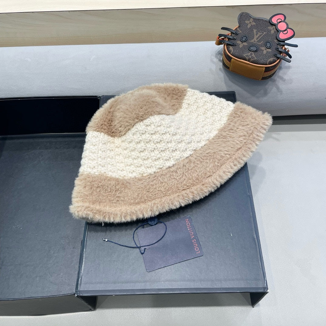 LOUIS VUITTON BUCKET HAT IN BEIGE MIX WHITE WOOL 421039