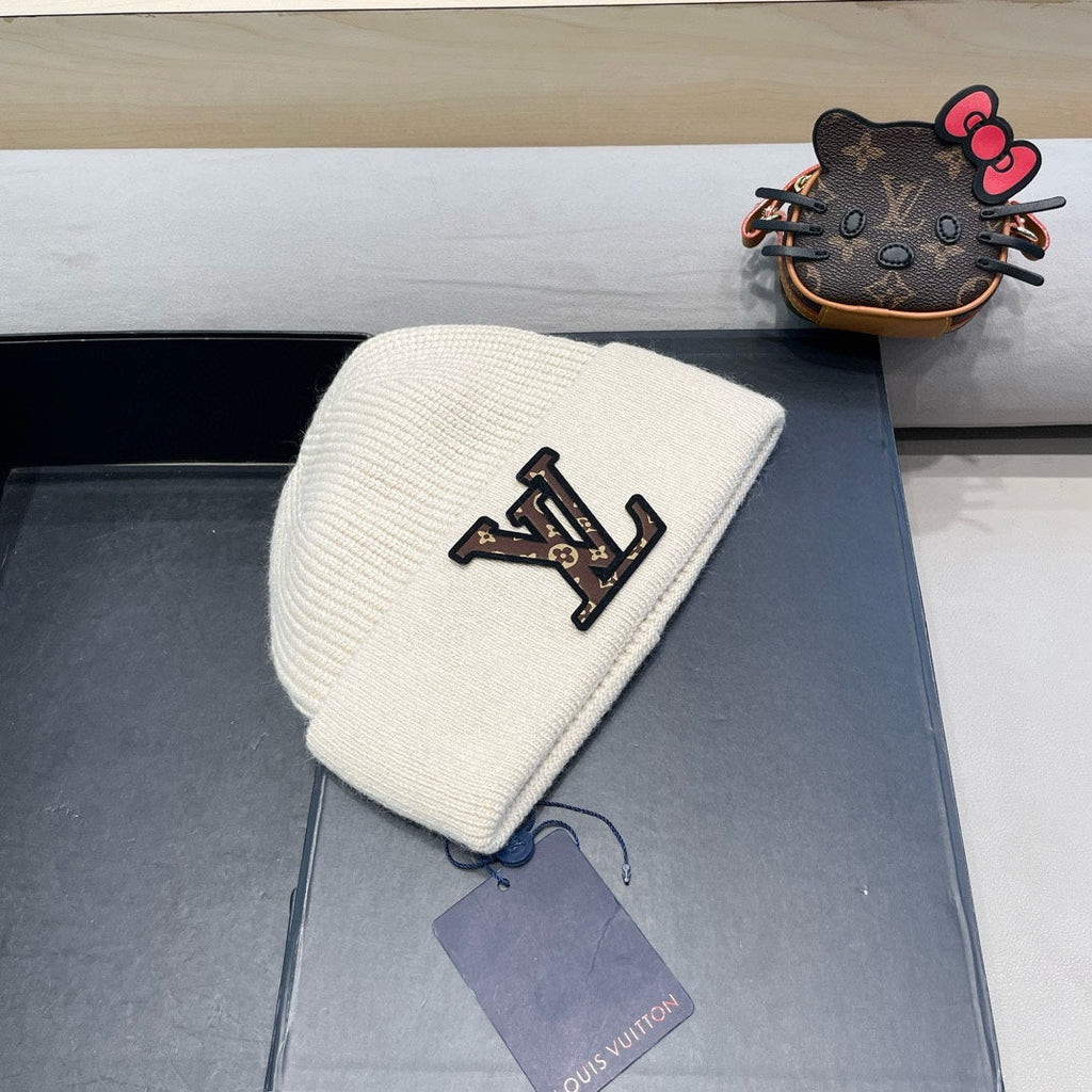LOUIS VUITTON KNITTED BEANIE HAT IN BEIGE FLEECE AND WOOL 426207