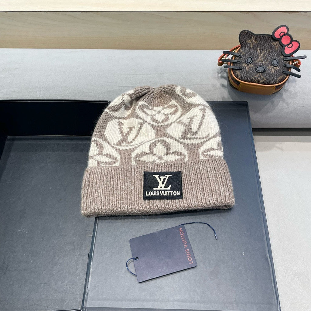 LOUIS VUITTON KNITTED BEANIE HAT IN BROWN MIX BEIGE WOOL AND RABBIT FUR 426244