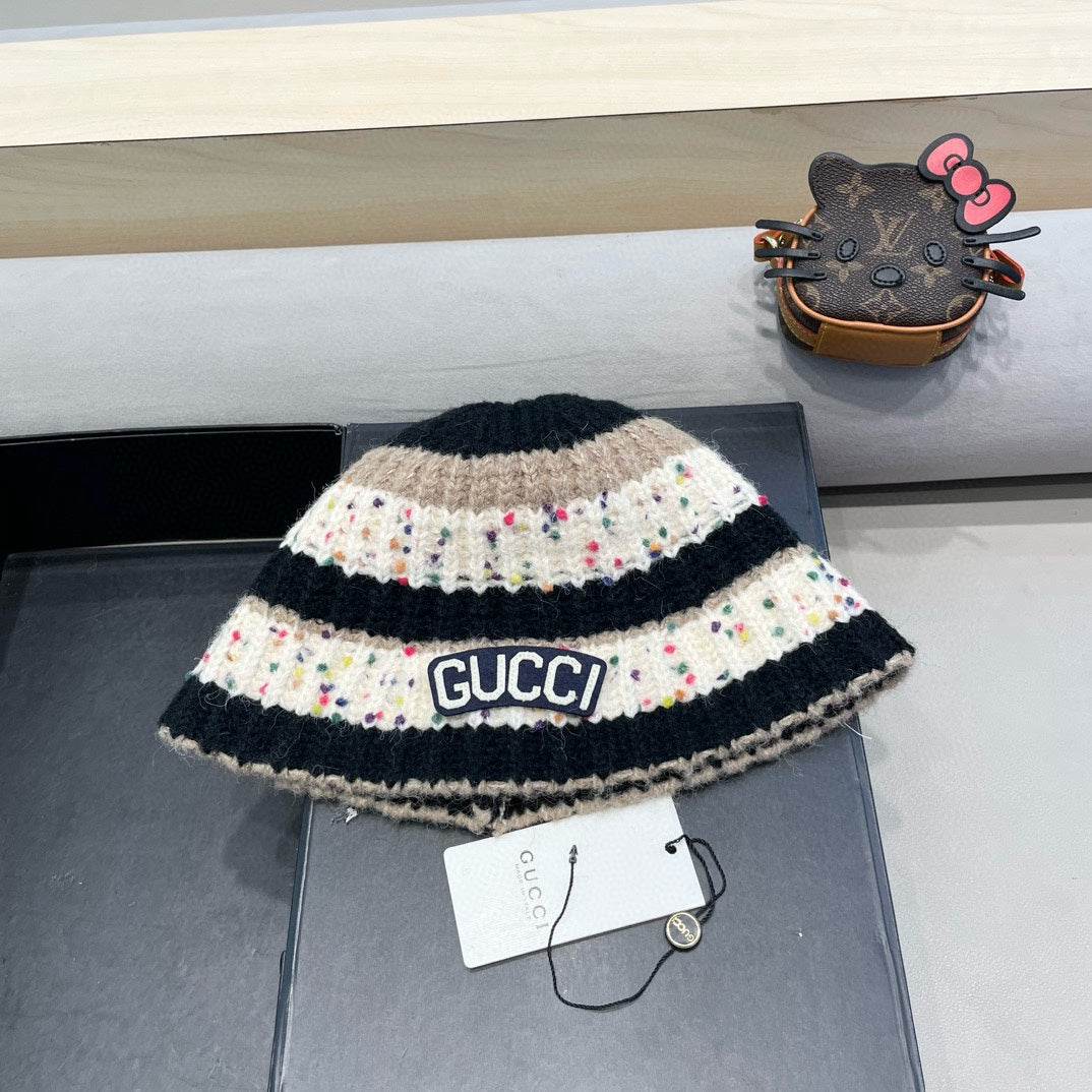 GUCCI STRIPED KNITTED BUCKET HAT COLORFUL 428100