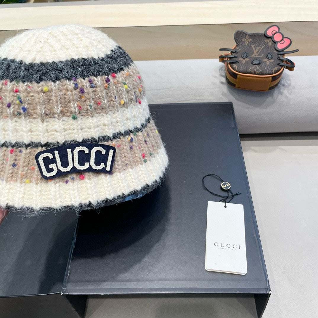 GUCCI STRIPED KNITTED BUCKET HAT COLORFUL 428101