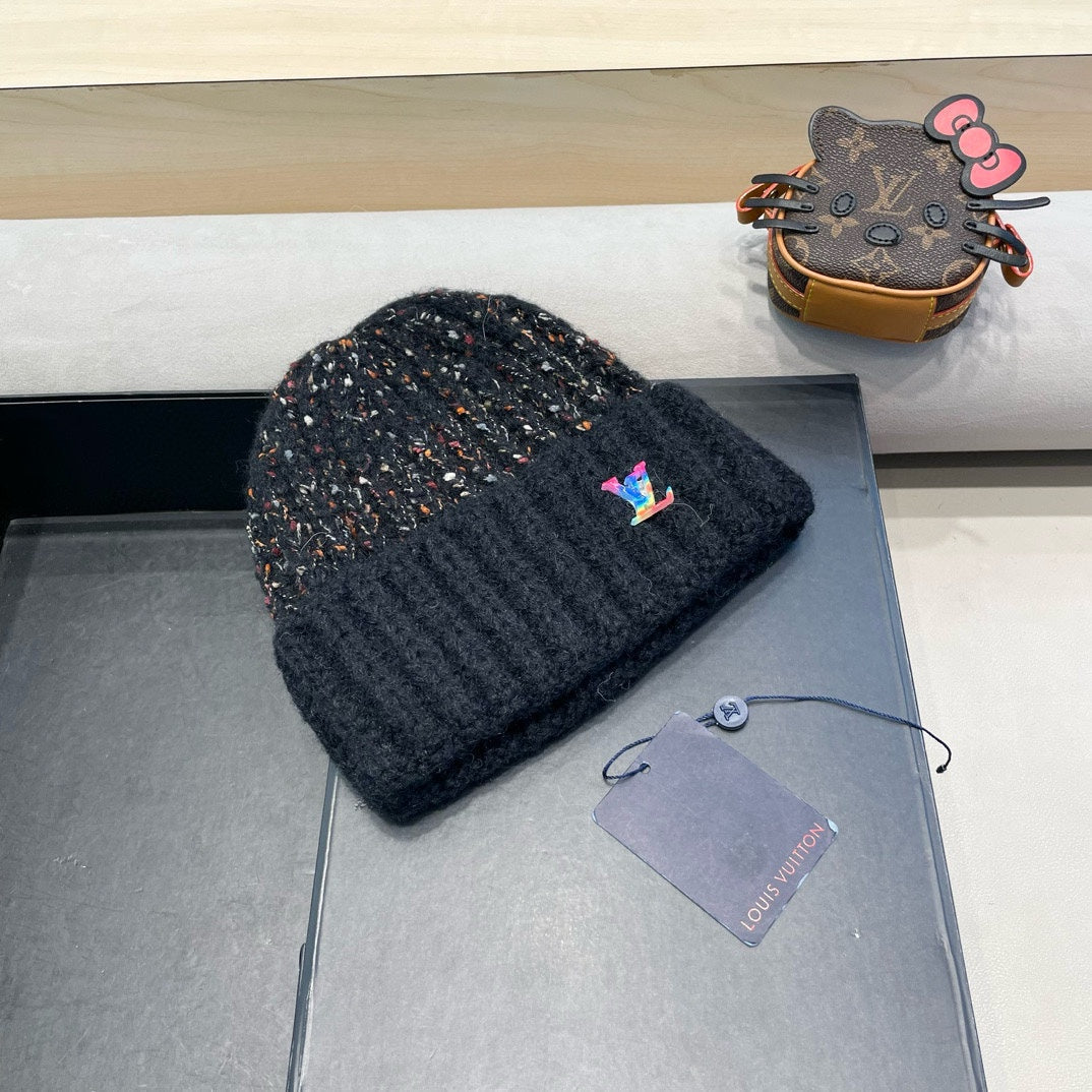 LOUIS VUITTON KNITTED BEANIE HAT IN BLACK WOOL 431619