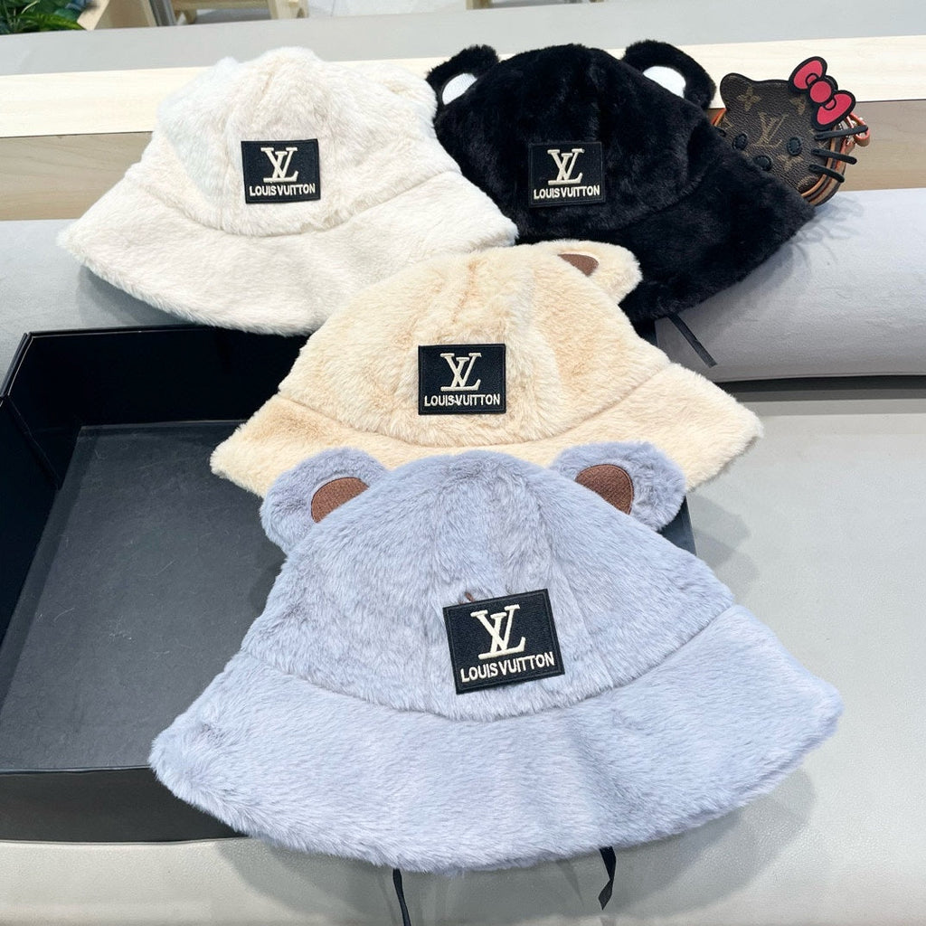 LOUIS VUITTON BUCKET HAT IN BEIGE  WOOL AND LAMB FUR 434942