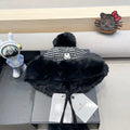 MONCLER BEANIE HAT IN BLACK WOOL AND FLEECE 436748