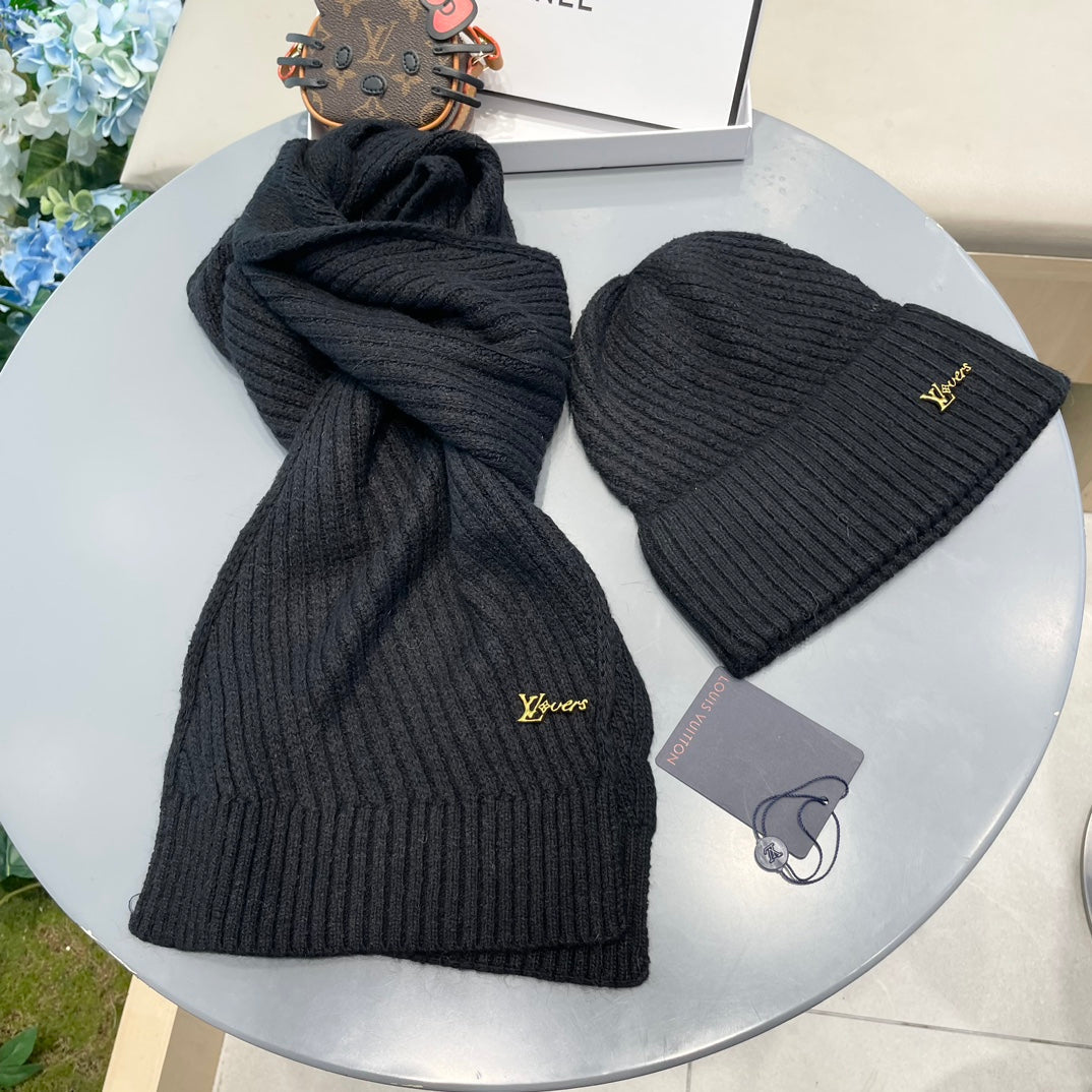 LOUIS VUITTON SET SCARF AND HAT IN BLACK WOOL 436222