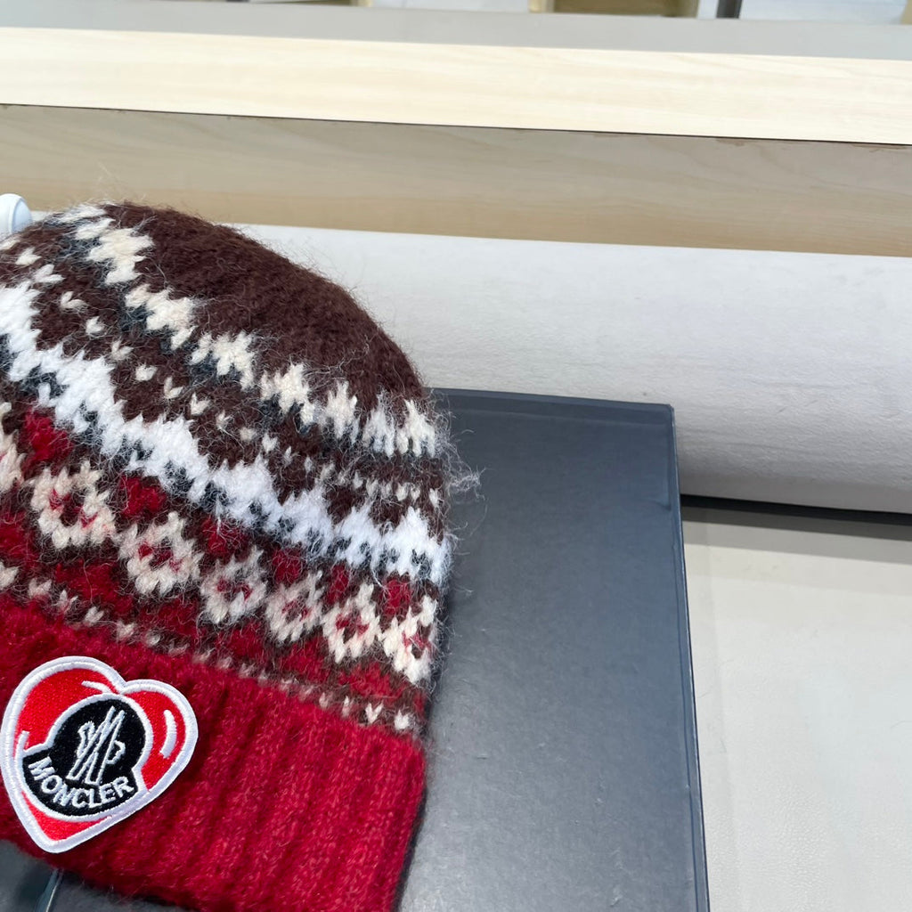 MONCLER BEANIE HAT IN COLORFUL WOOL 438147
