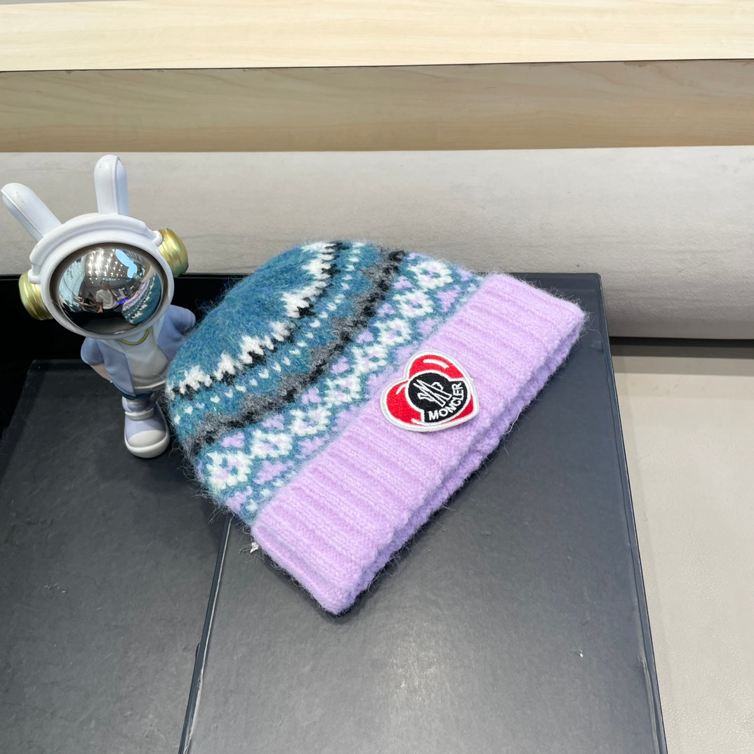 MONCLER BEANIE HAT IN COLORFUL WOOL 438146
